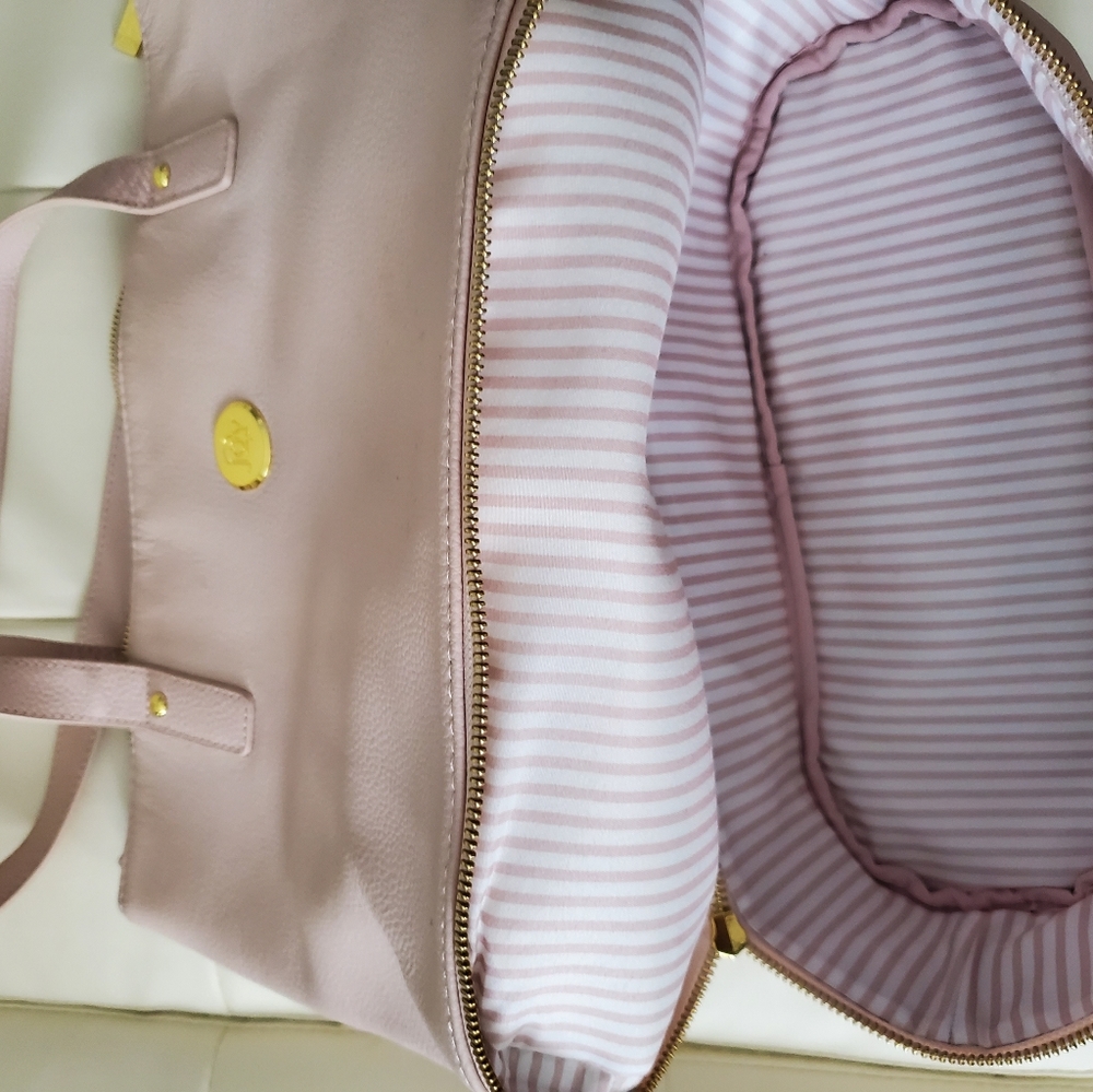 Joy Mangano leather tote with accessories - Picture 3 of 9